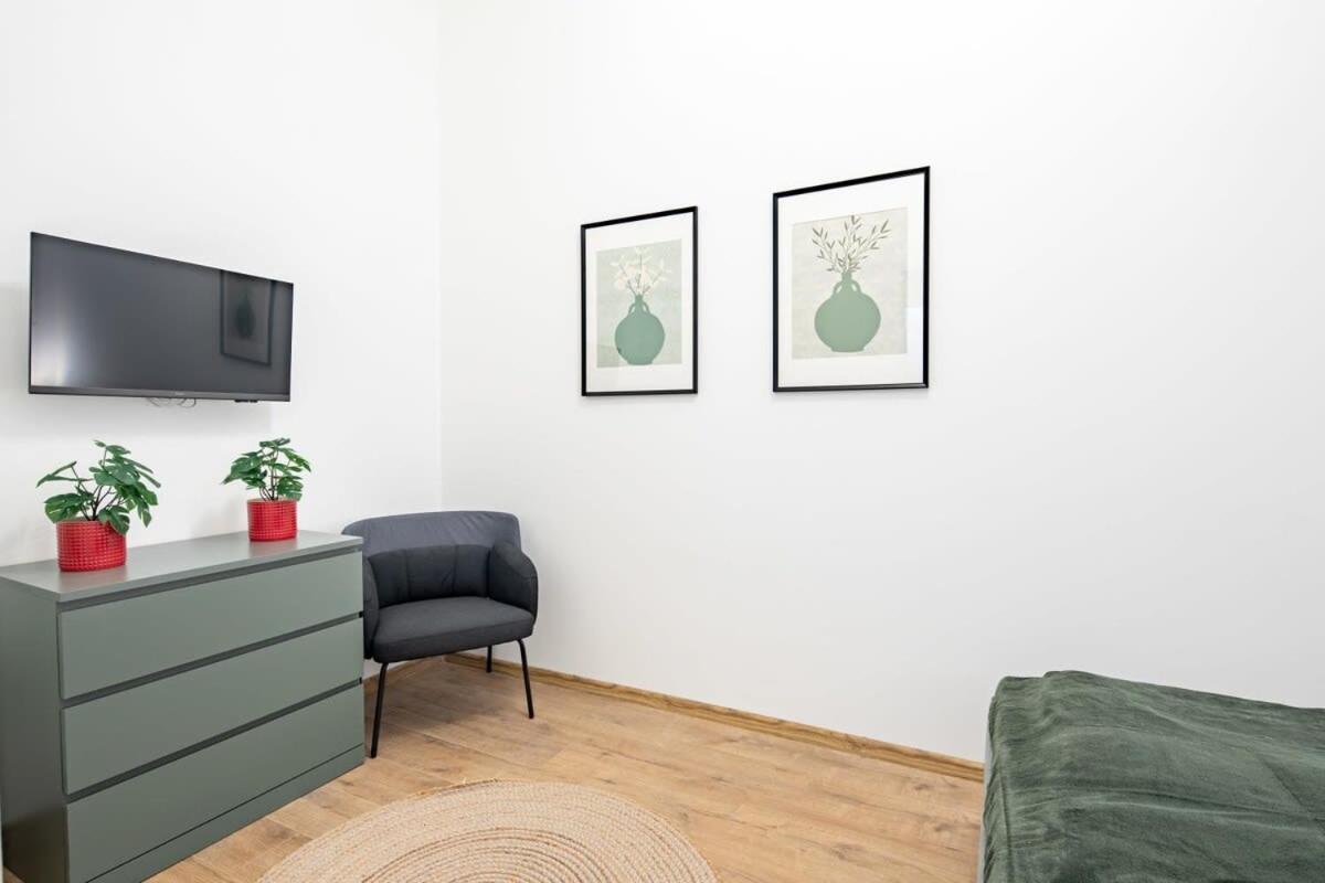 - New - Comfy Ac * Budapeste