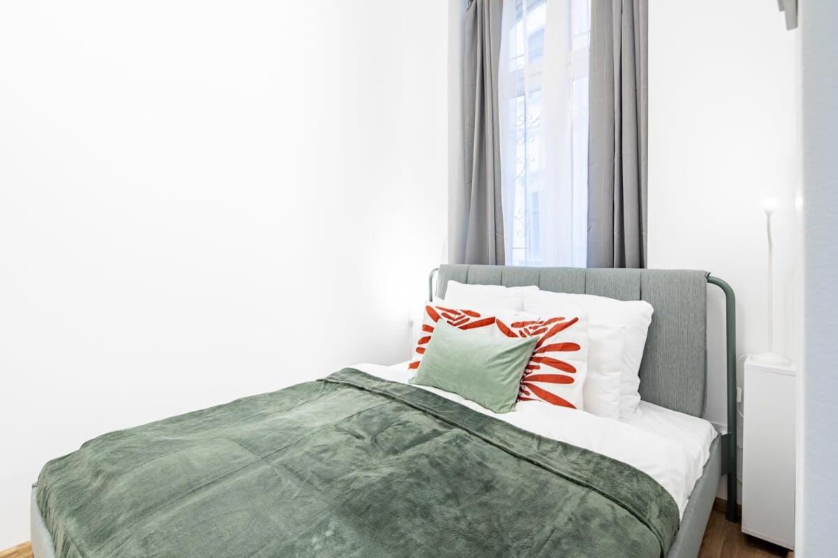 - New - Comfy Ac Apartament Budapesta